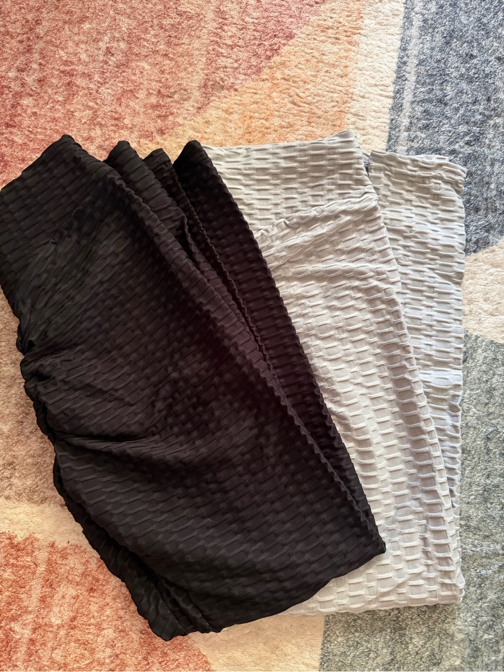 Textured Pull-On Leggings - Black and Light Gray
